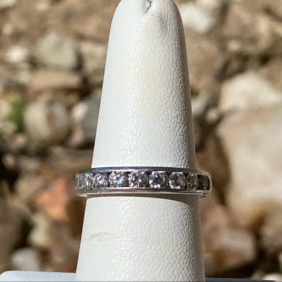 AUTHENTIC TIFFANY & CO 950 PLATINUM & DIAMOND WEDDING BAND - Picture 4 of 11